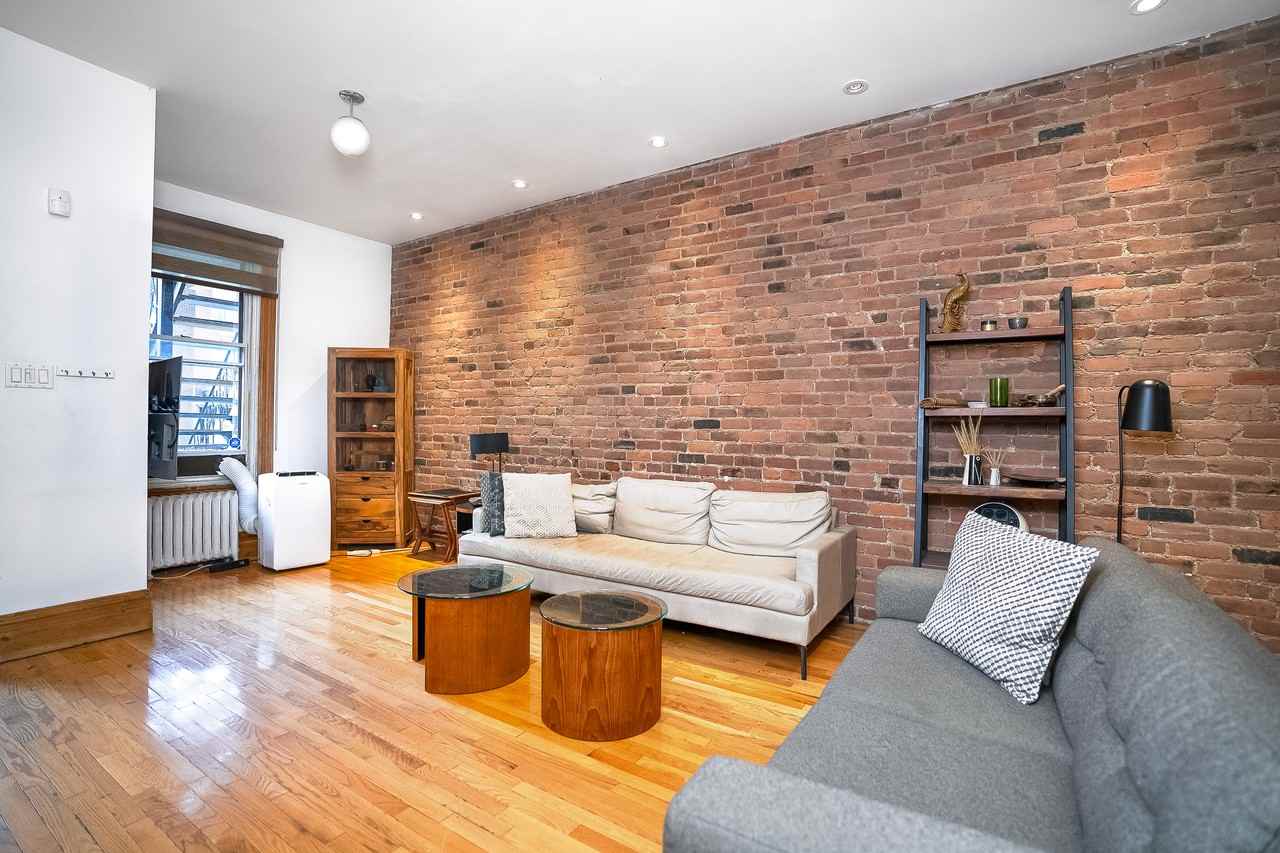 5712 Rue Waverly - Photo 2 of 30