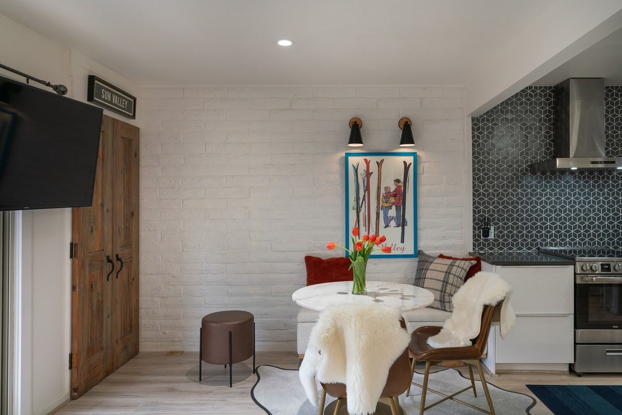 260 2nd Ave S #44 - Photo 5 of 14