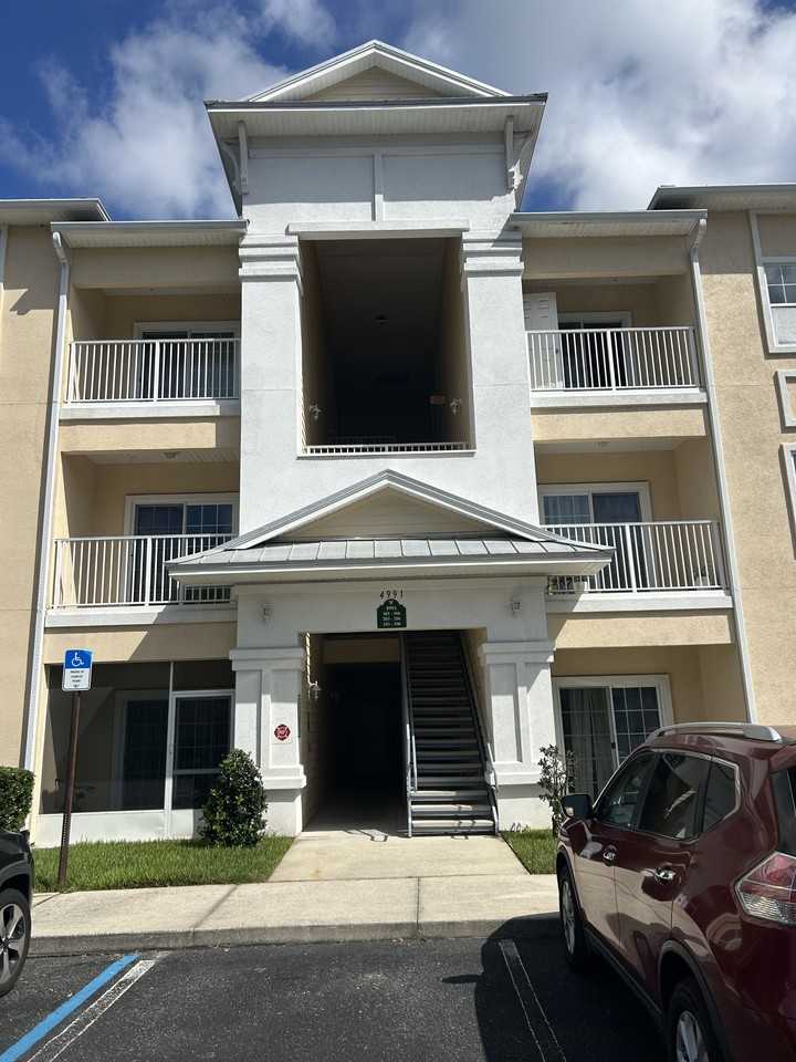 4991 Key Lime Dr #205