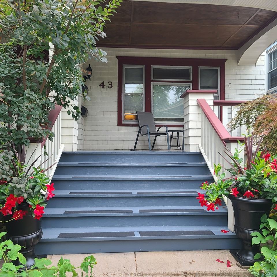 43 Brantford Pl #2 - Photo 2 of 25