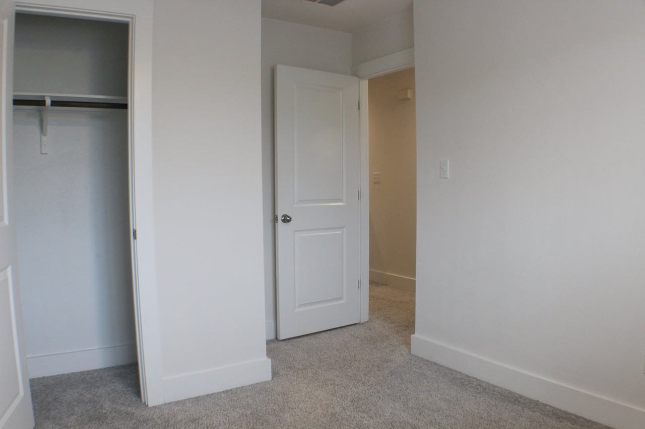 513 White Steppe Way #44 - Photo 3 of 26