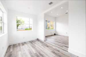 featured image of 2135 Sw 4th St #NA