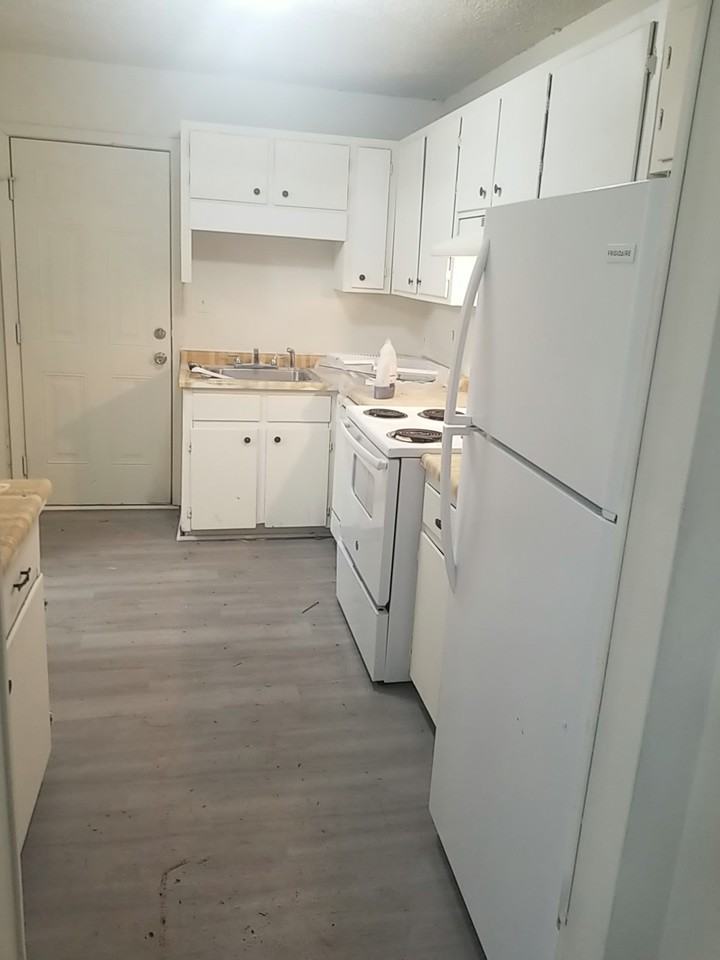 1665 Cedar Shoals Dr #NA - Photo 5 of 13