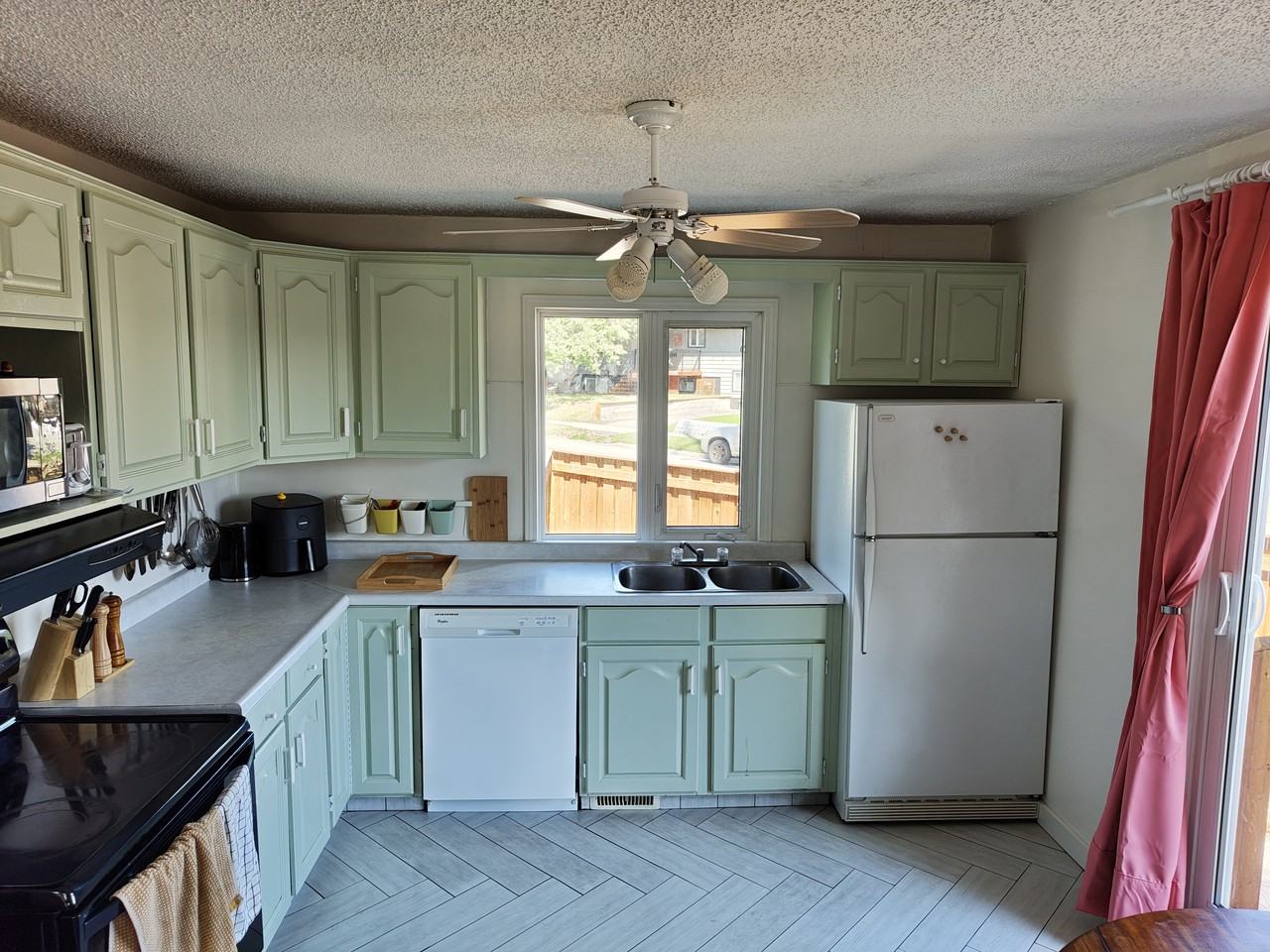 5200 19 Avenue Northwest #2 - Photo 2 of 11