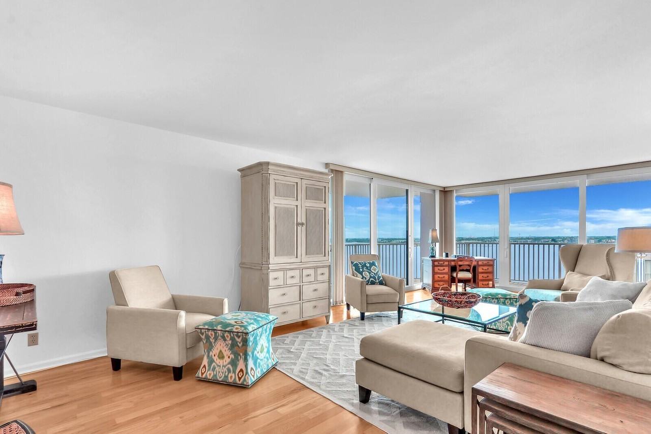 5480 N Ocean Dr #A10C - Photo 4 of 38