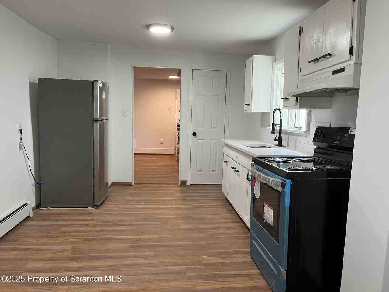 151 Wyoming Avenue - Photo 3 of 17