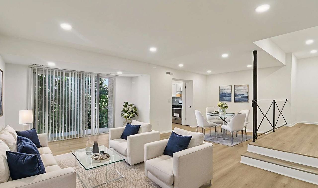 Barclay Square Apartments - Photo 4 of 32