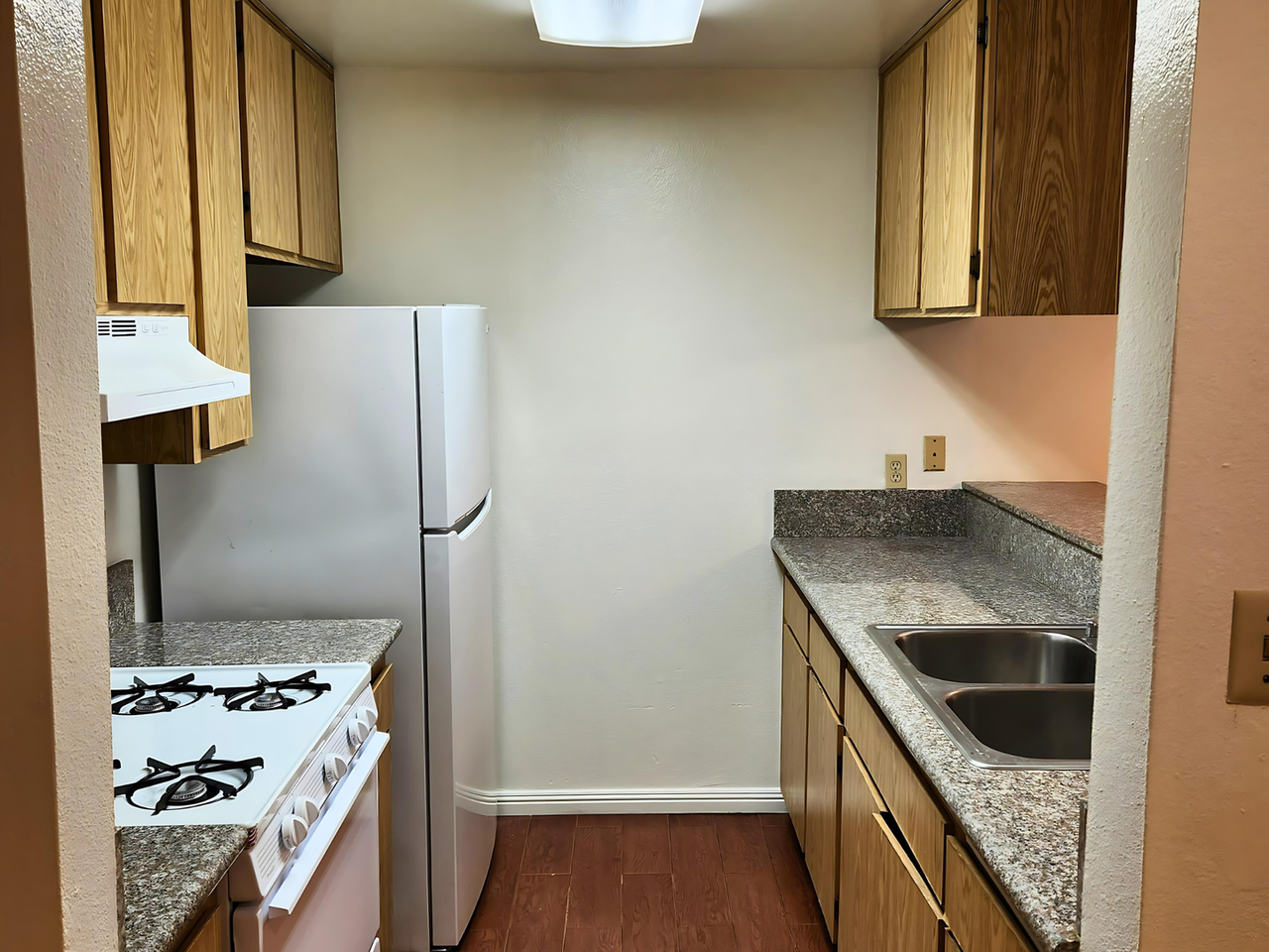432 S. Normandie Ave, Los Angeles, CA 90020 - Photo 7 of 37