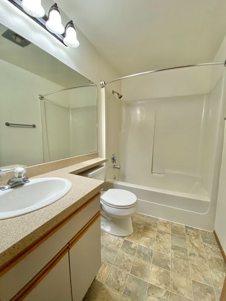 Tuscany Apartments - Photo 6 of 50