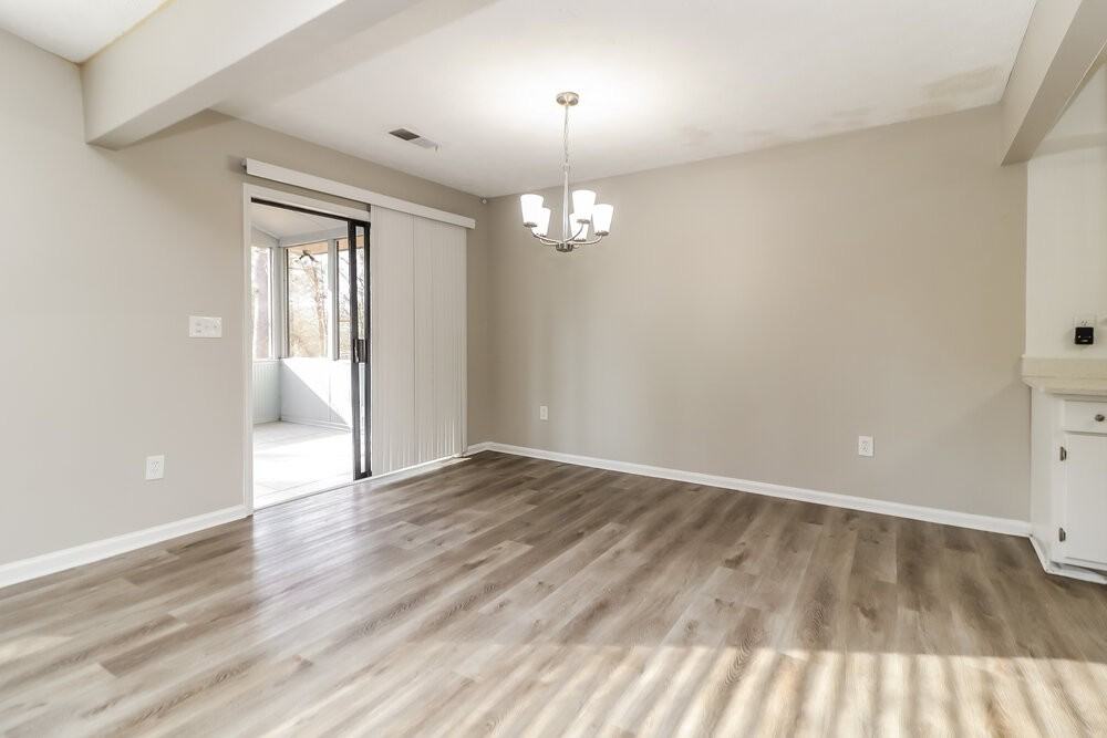 4795 Jamerson Forest Cir - Photo 6 of 16