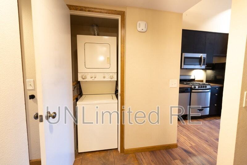 2600 N Valley View Rd #112C - Photo 4 of 14