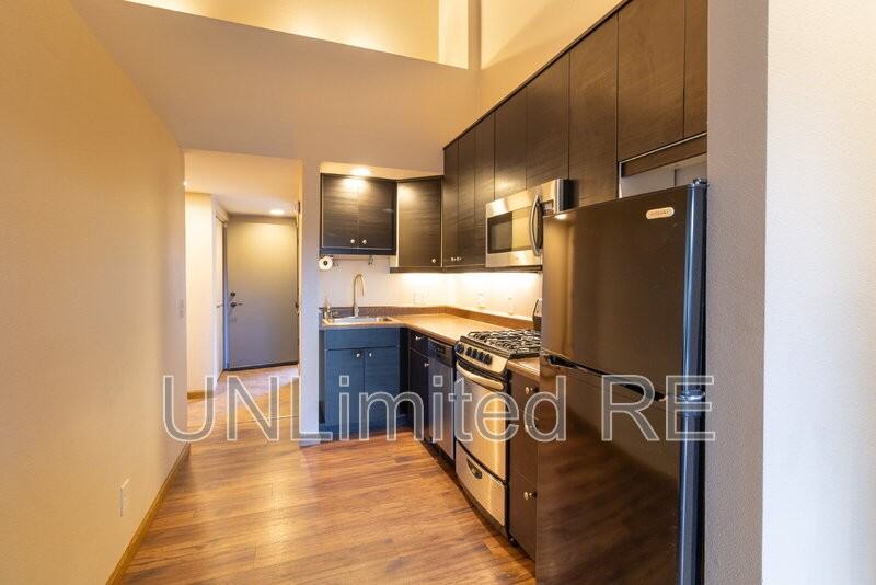 2600 N Valley View Rd #112C - Photo 7 of 14