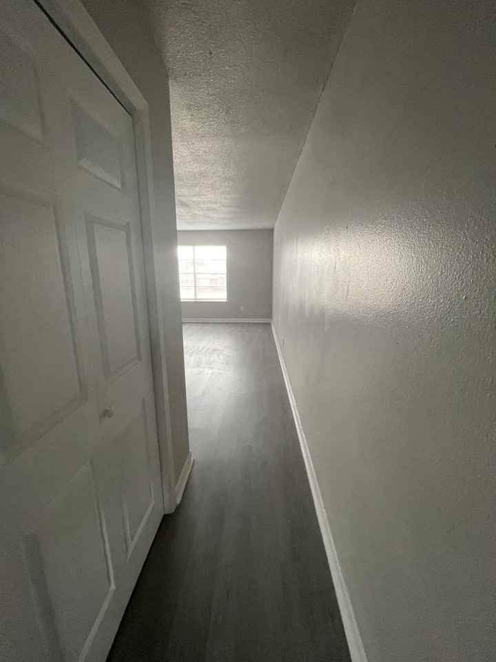 Bellview Apartments - Photo 3 of 48