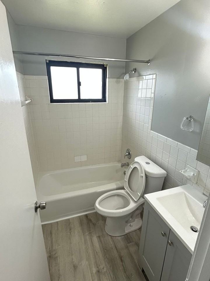 Maple Valley Apartments - Photo 3 of 16