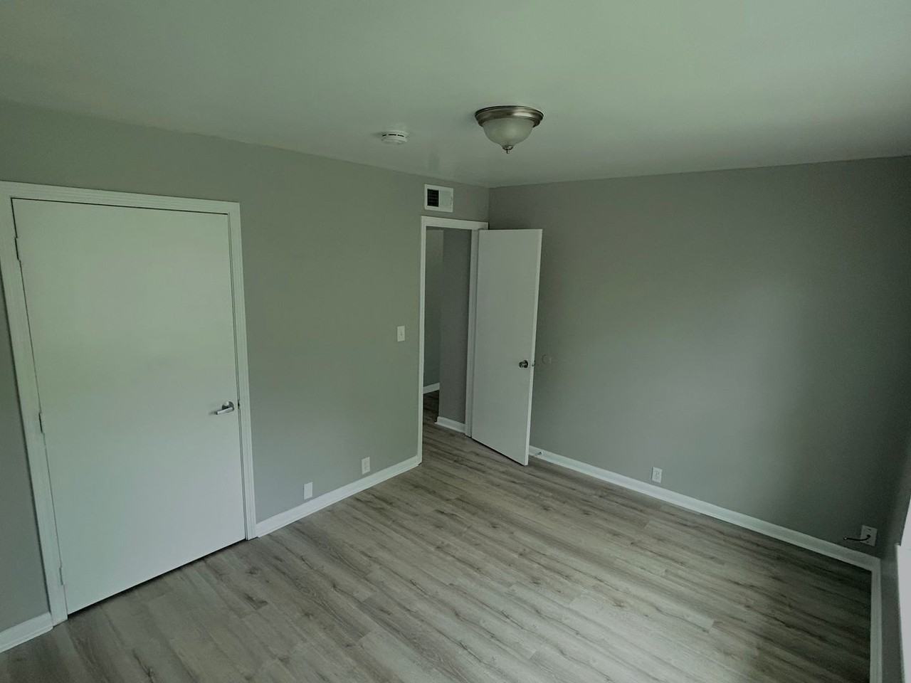 Maple Valley Apartments - Photo 7 of 16