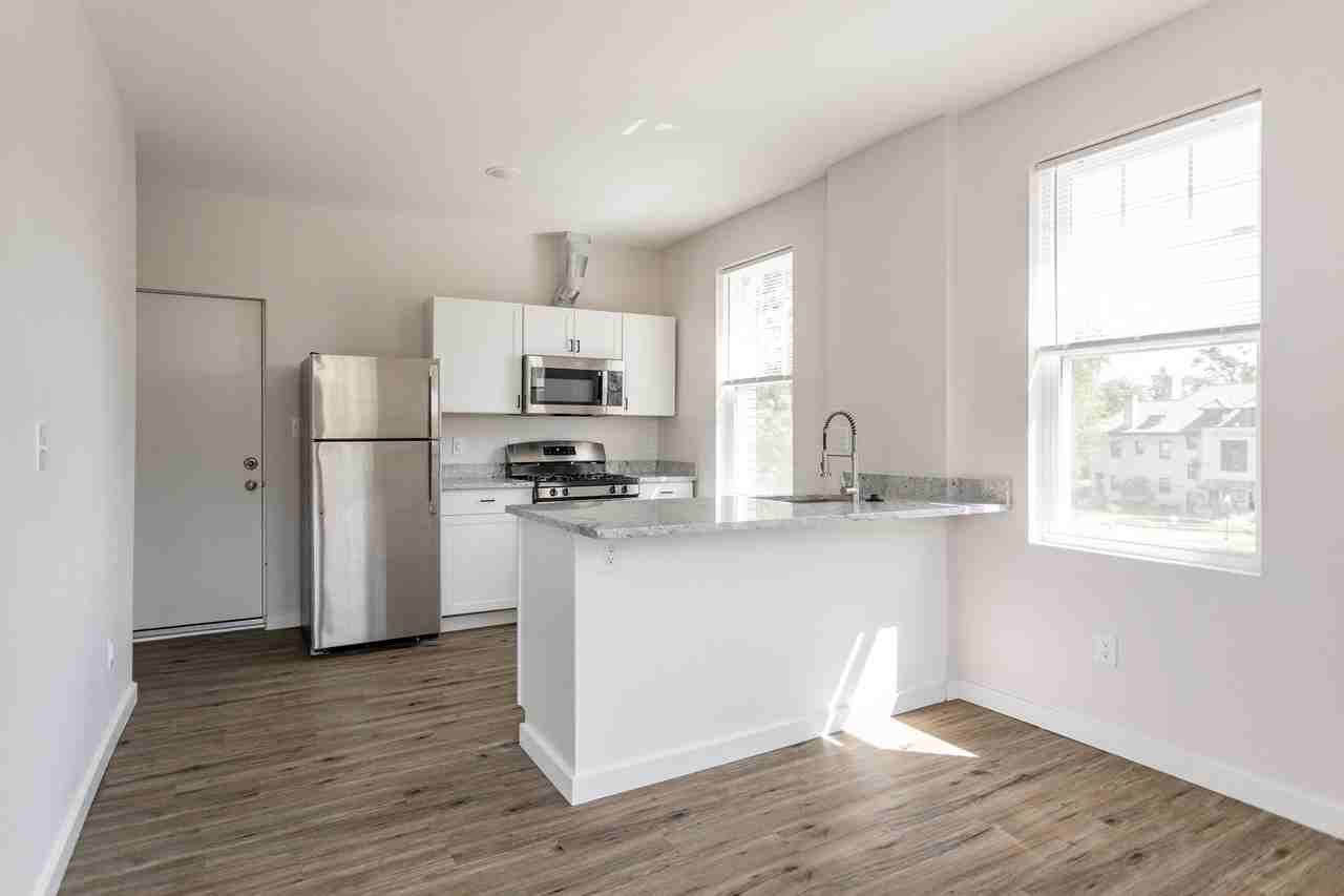 The Charlotte Detroit - Photo 4 of 5