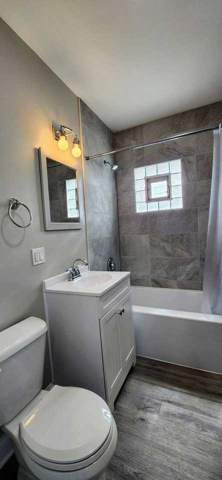 3816 W Montrose Ave #C - Photo 5 of 18