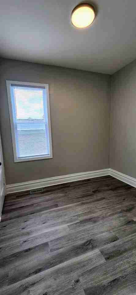 3816 W Montrose Ave #C - Photo 6 of 18