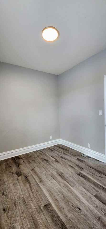 3816 W Montrose Ave #C - Photo 7 of 18