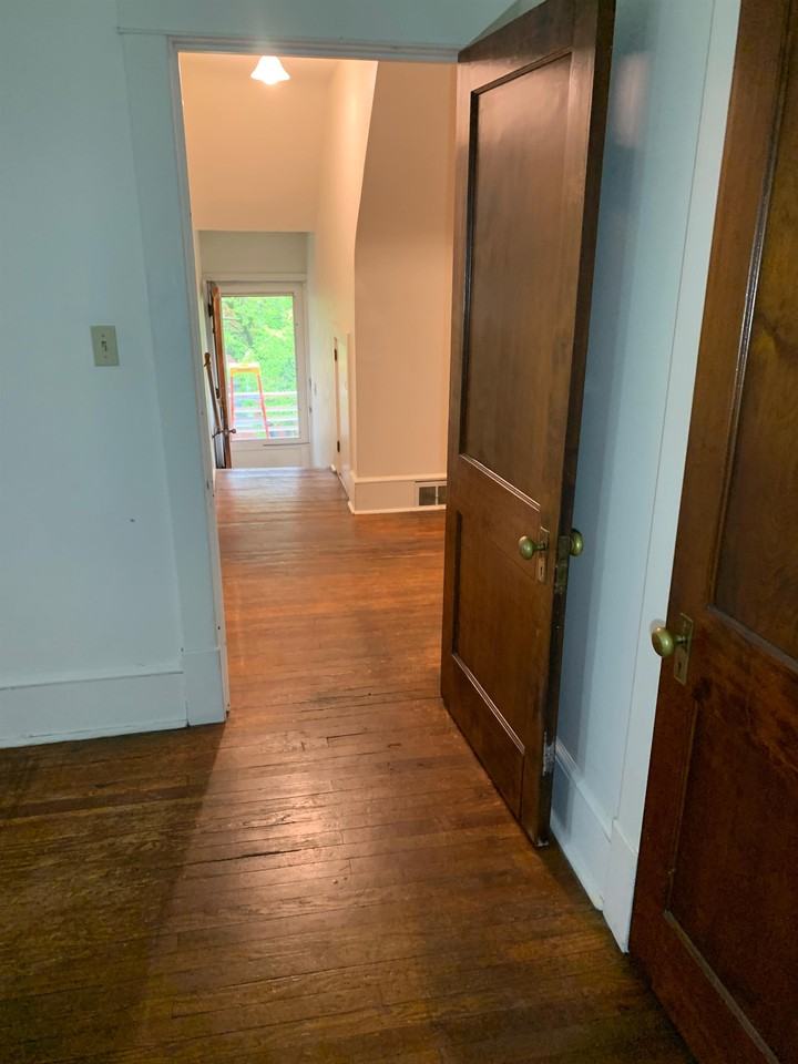 421 Wayne Street - Photo 2 of 10