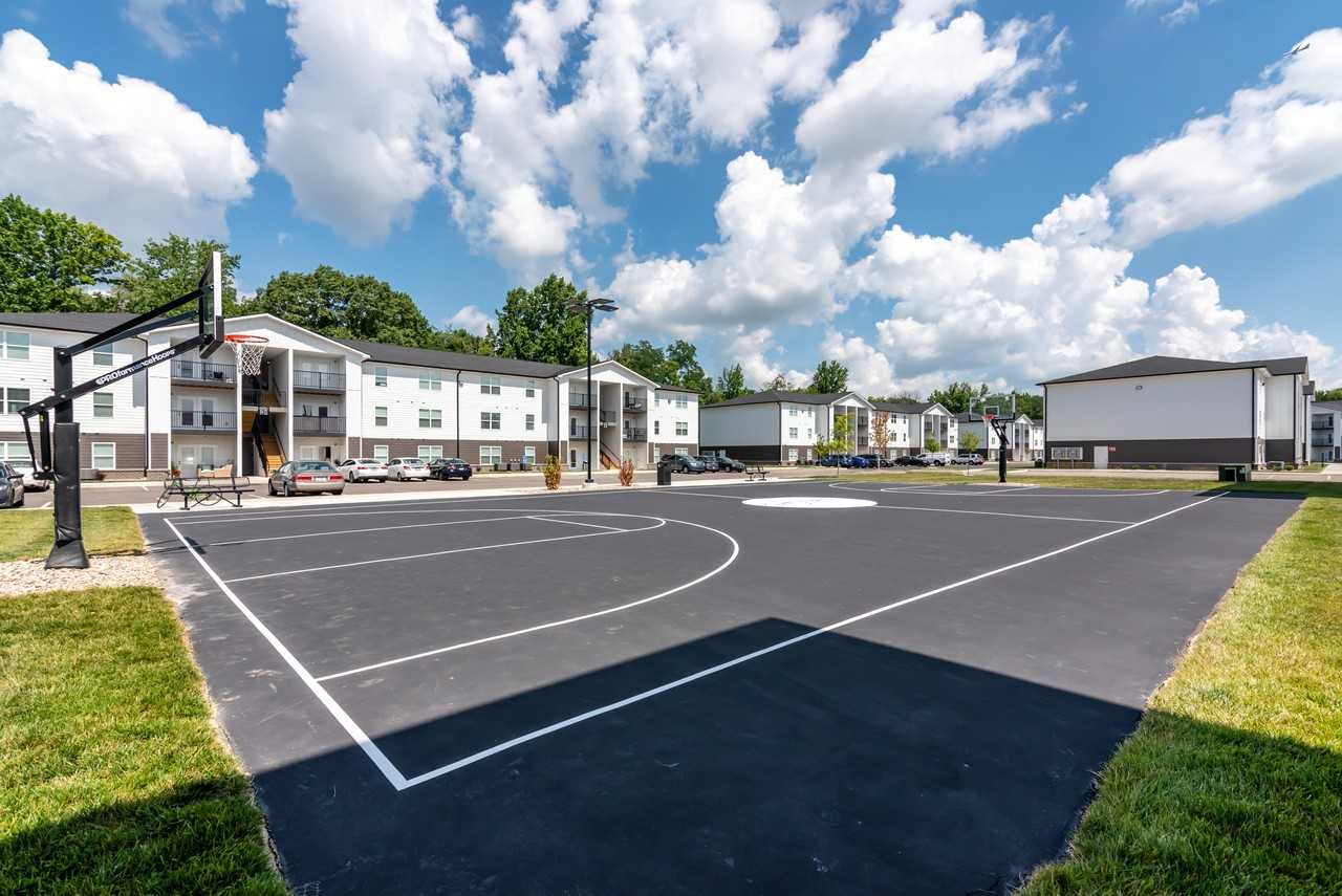 Flats on 10th - Photo 6 of 122