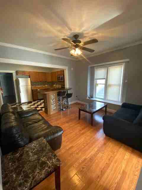 109 Lexington Ave - Photo 2 of 12
