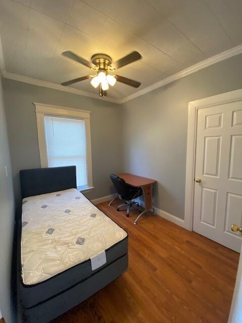 109 Lexington Ave - Photo 7 of 12
