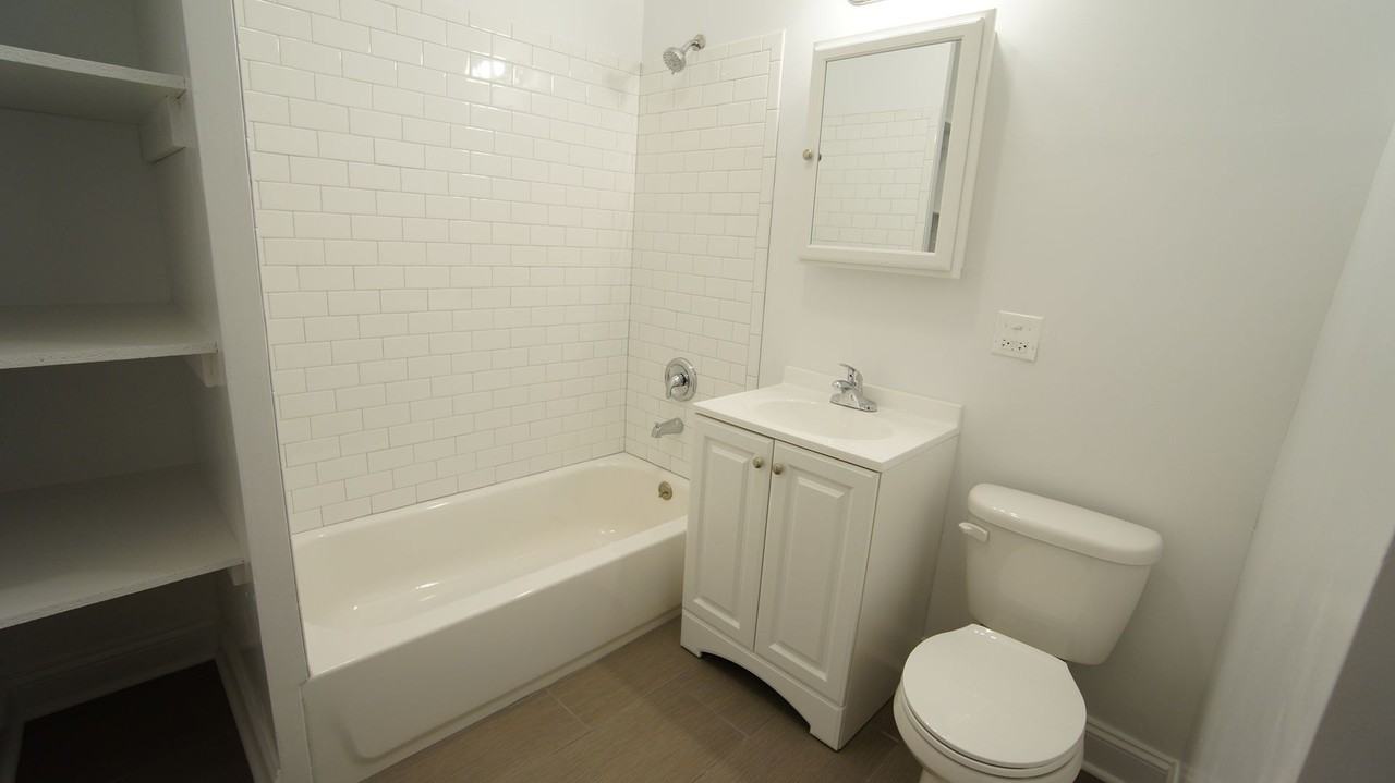 1524 Kedzie LLC - Photo 2 of 15