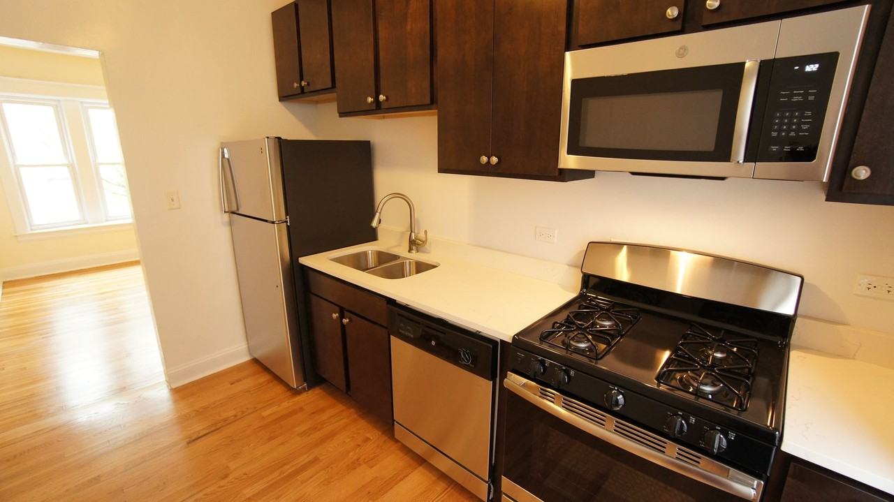 1524 Kedzie LLC - Photo 5 of 15