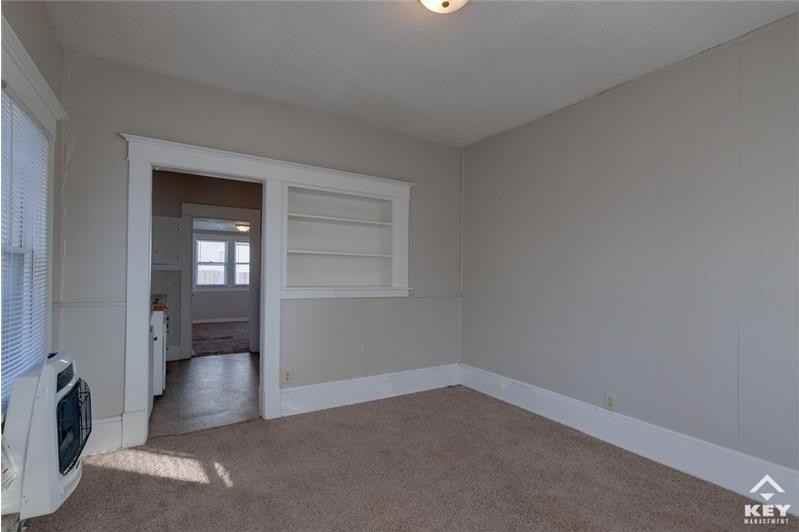 856 S Millwood Ave #1 - Photo 3 of 9
