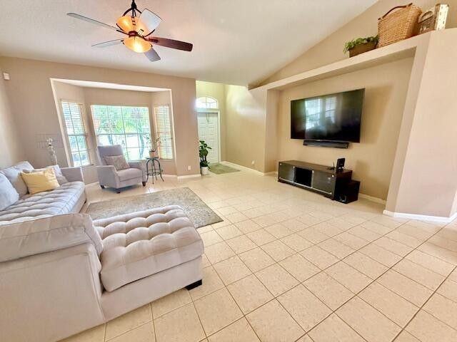 228 Park Road North - Photo 6 of 18