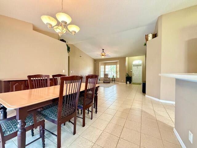 228 Park Road North - Photo 7 of 18