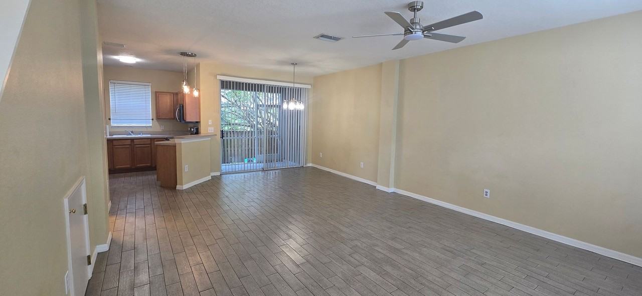 11012 Black Swan Ct - Photo 2 of 21