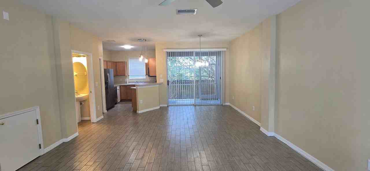 11012 Black Swan Ct - Photo 3 of 21