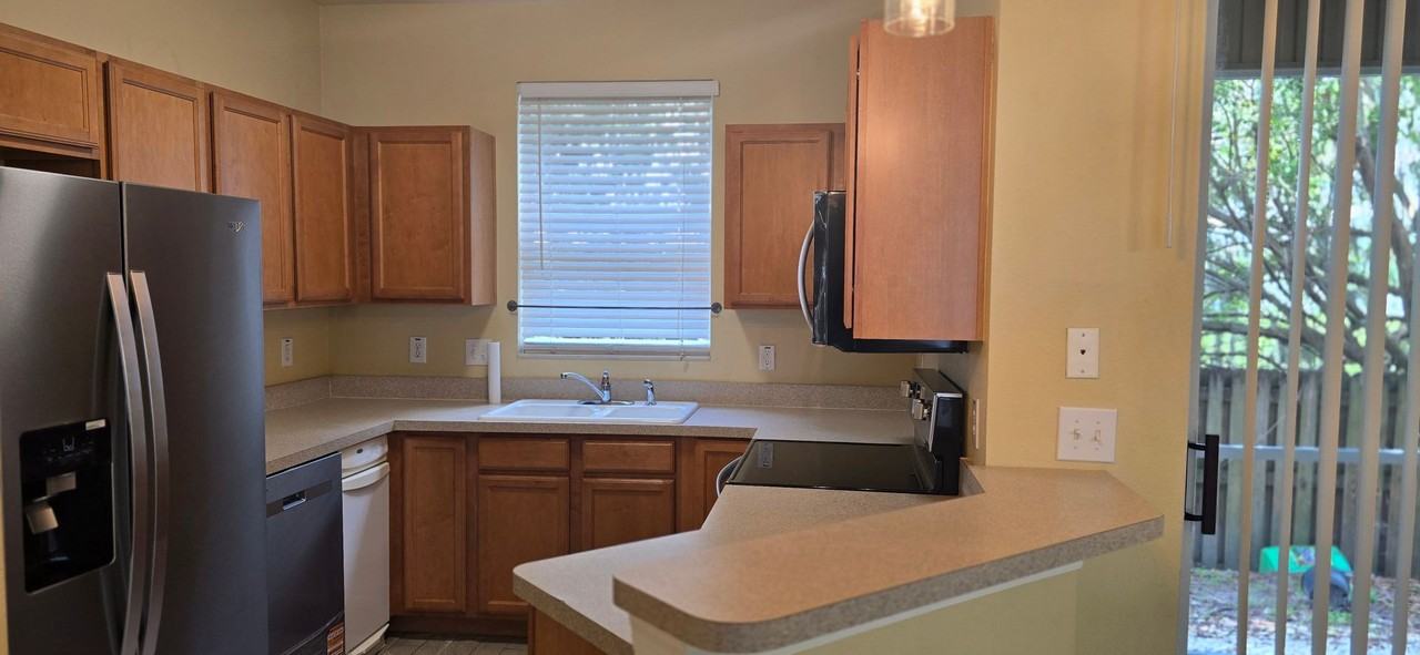 11012 Black Swan Ct - Photo 6 of 21