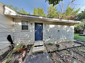 3932 Locke - Photo 1 of 1