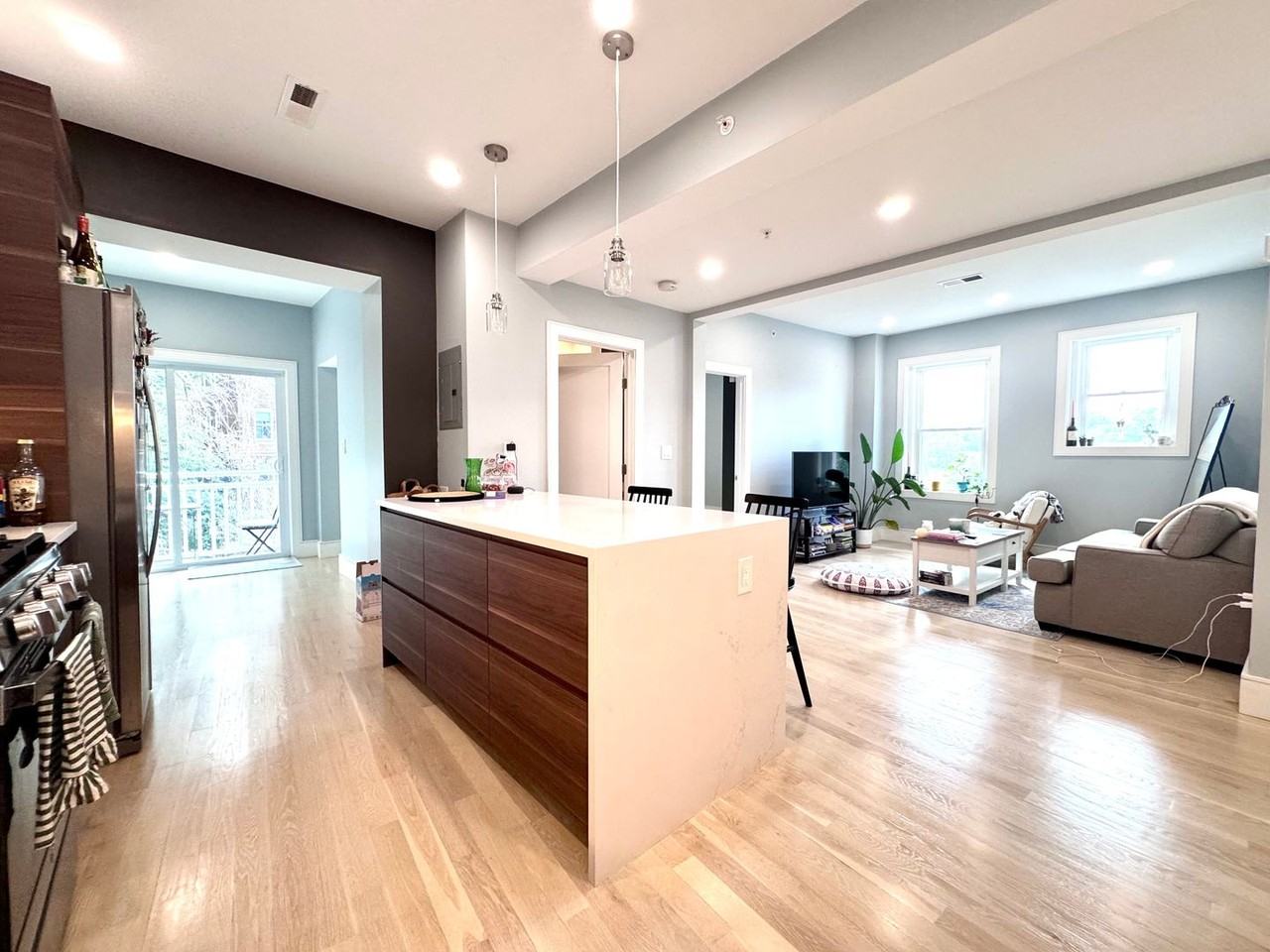 14 University Rd - Photo 5 of 20