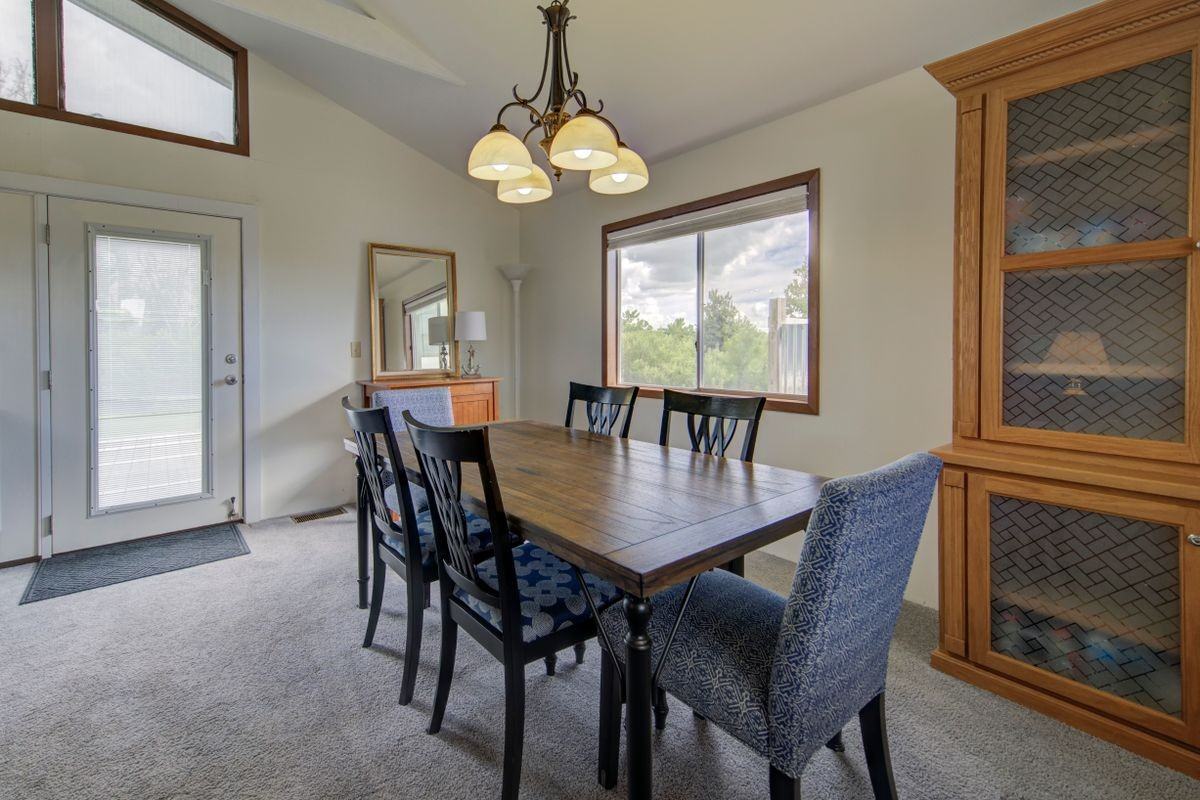 404 Colorado Drive - Photo 2 of 13