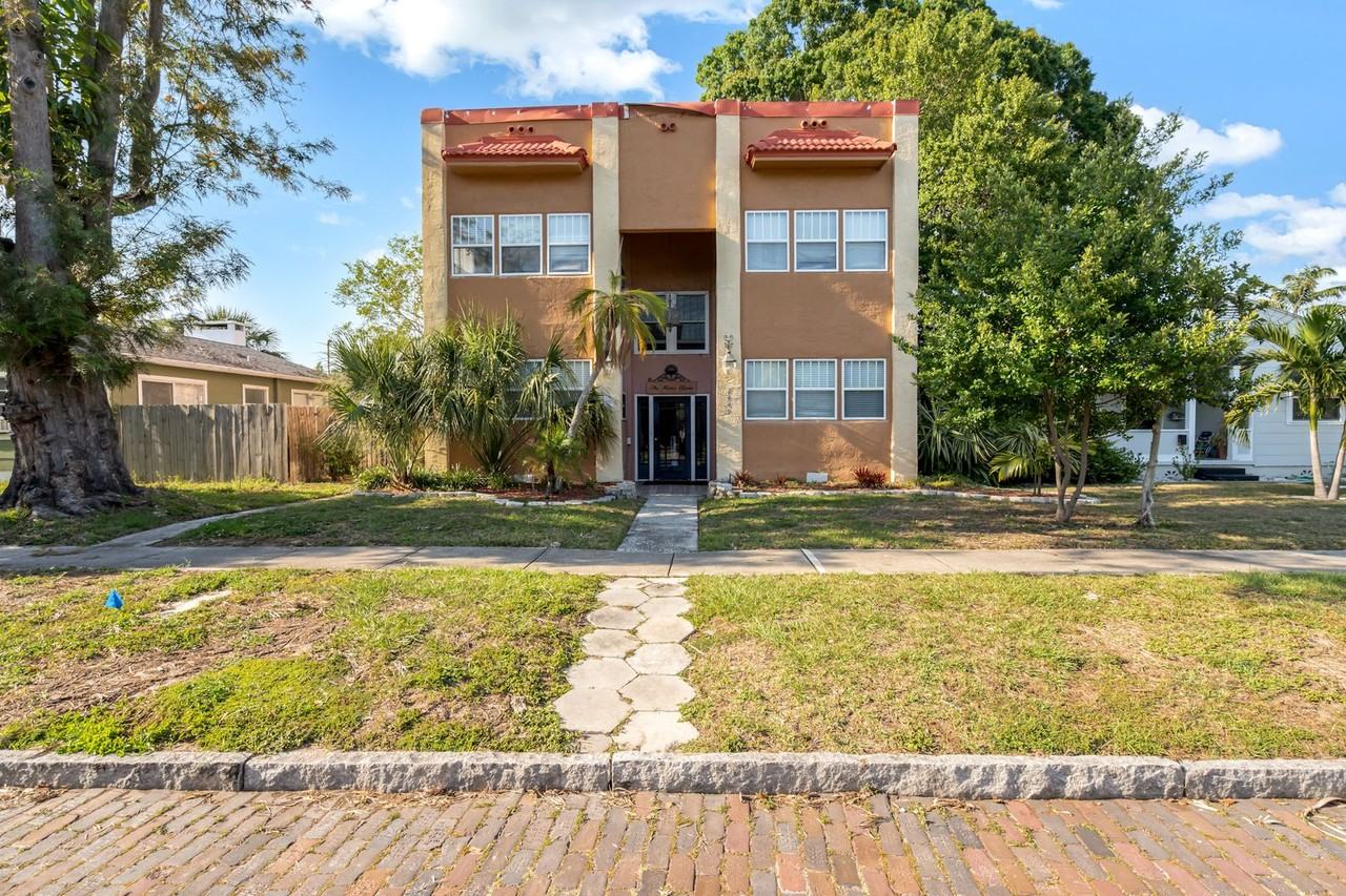 2449 Burlington Ave N #3 - Photo 2 of 28