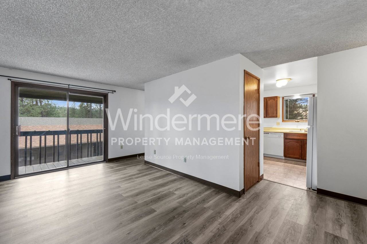 2201 E Casper Dr #D - Photo 2 of 23