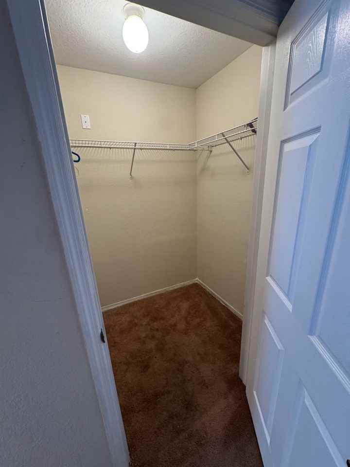 303 Lighthouse Rd - Photo 4 of 26