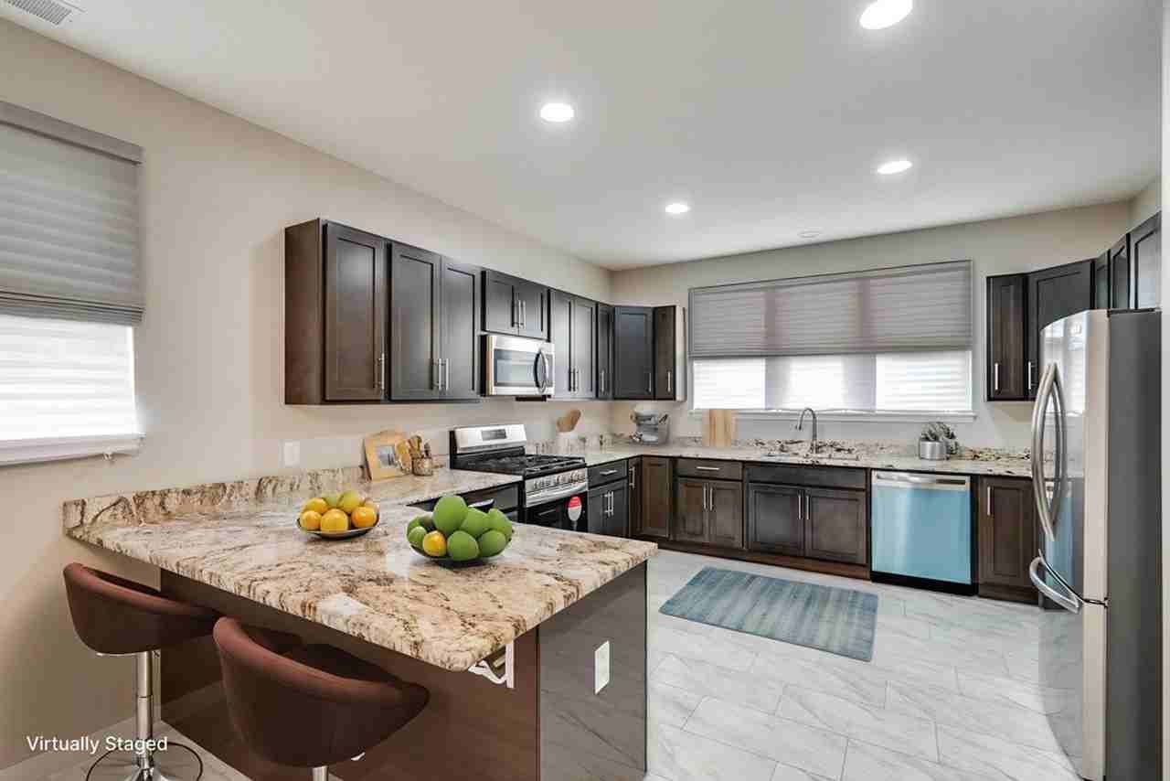 3136 E 135th St - Photo 4 of 26
