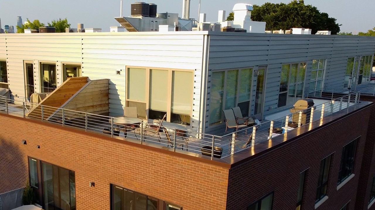 ZEO Apartments - Photo 4 of 50