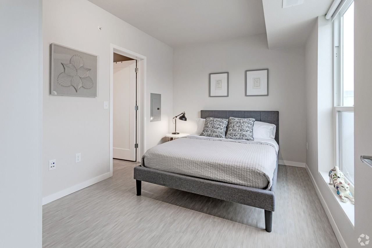 3828 Apartments - Photo 5 of 50