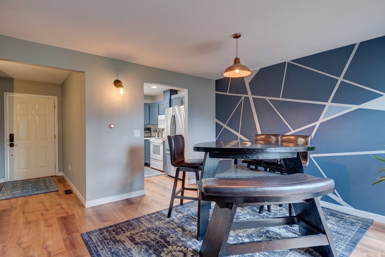1250 Sw Heller St #B1 - Photo 6 of 16