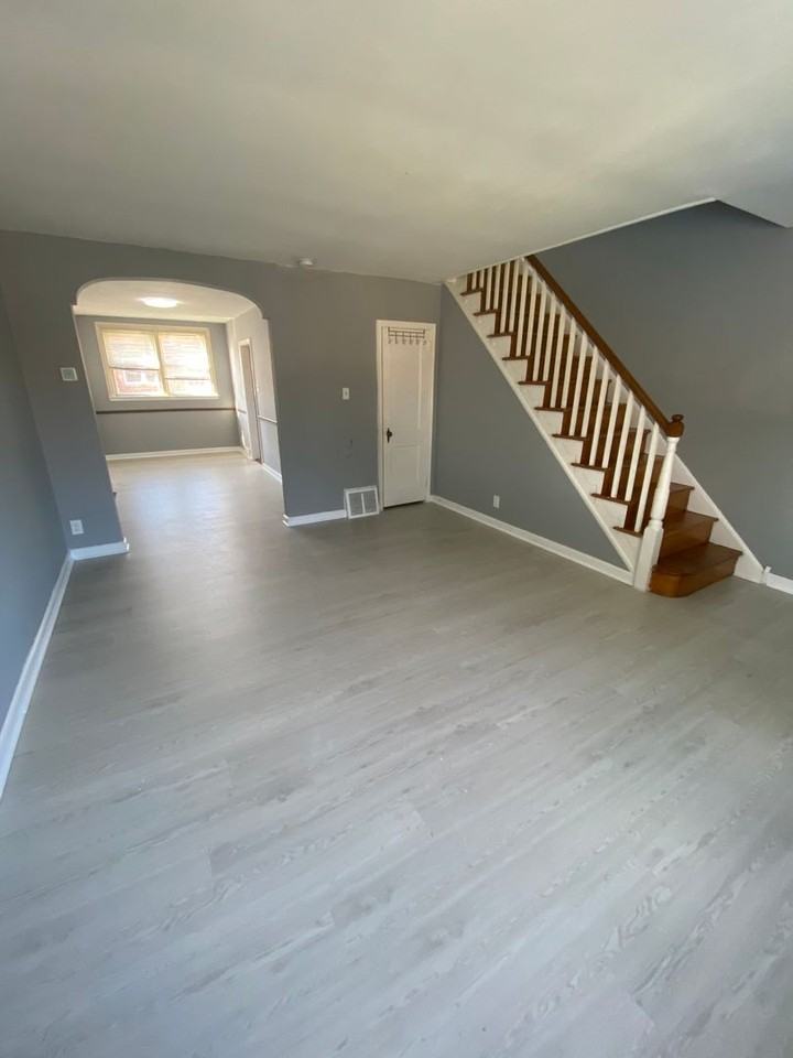 6606 Cottage St - Photo 2 of 25