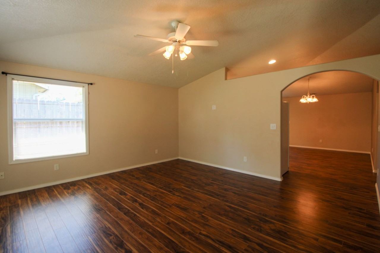 3882 Lone Oak Rd Se - Photo 5 of 25
