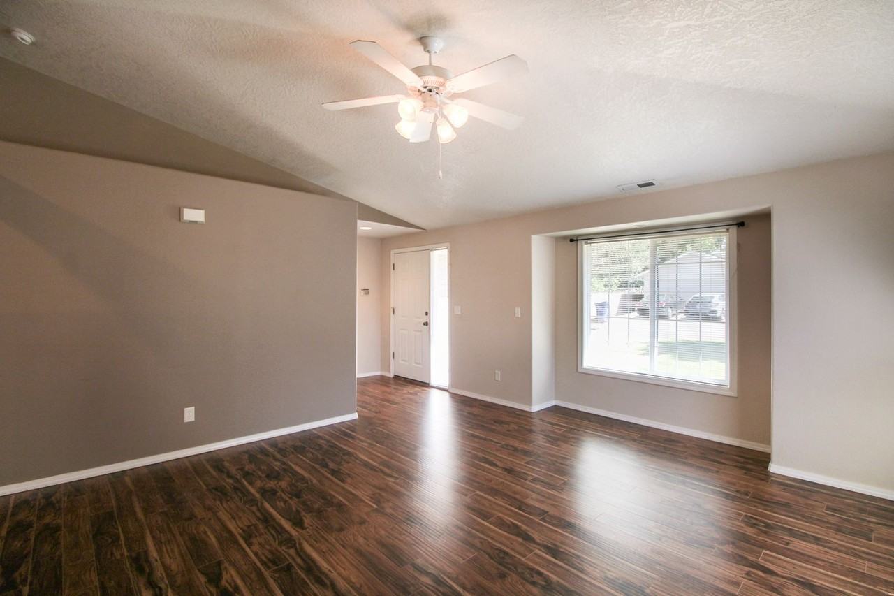 3882 Lone Oak Rd Se - Photo 6 of 25