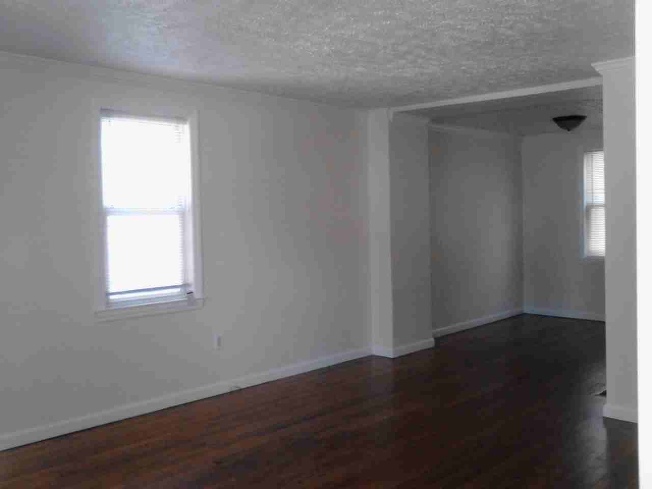 28 Nordacs Pl - Photo 3 of 15