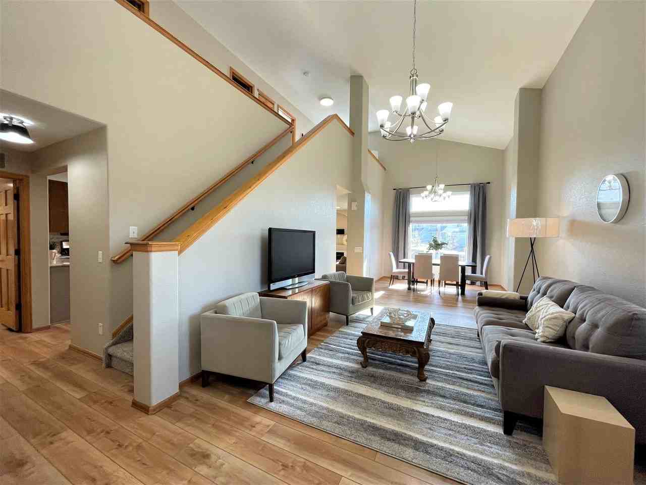 5311 Cutgrass Lane - Photo 5 of 31